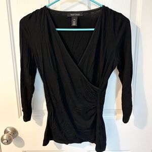 White House black market black top